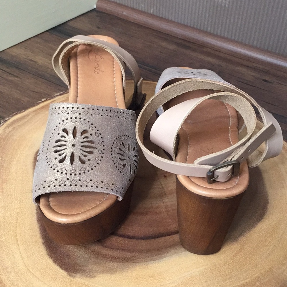 Liendo wedge Sandals gold size 39 ankle buckle